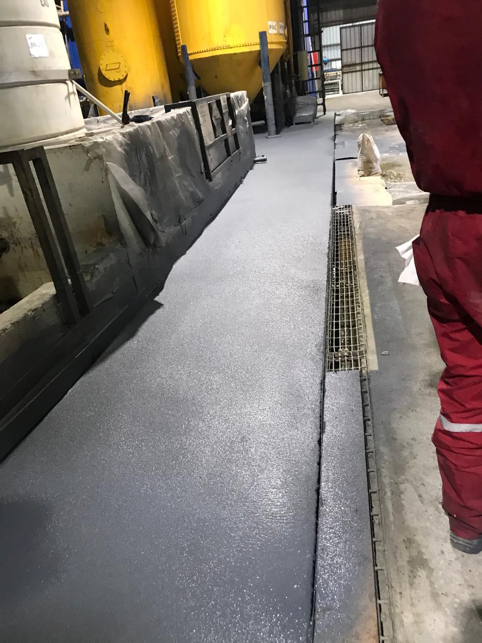 APLICACIÓN POLIUREA