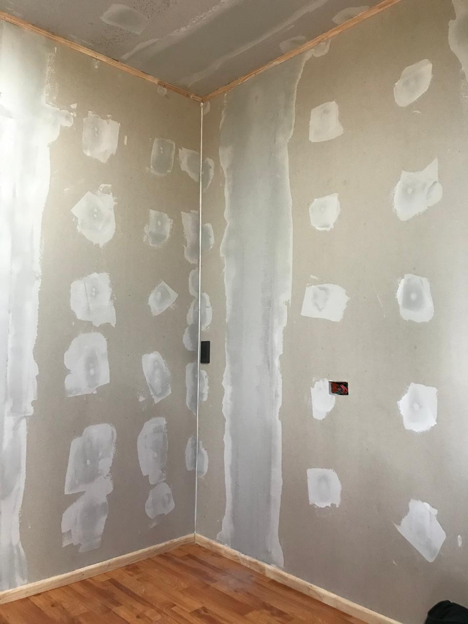 CONSTRUCCIÓN DE LOCALES Y REPARACIONES