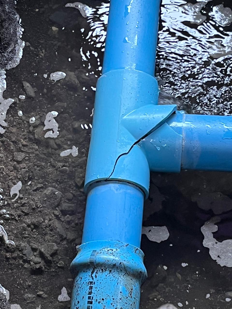 CONSTRUCCIÓN DE LOCALES Y REPARACIONES