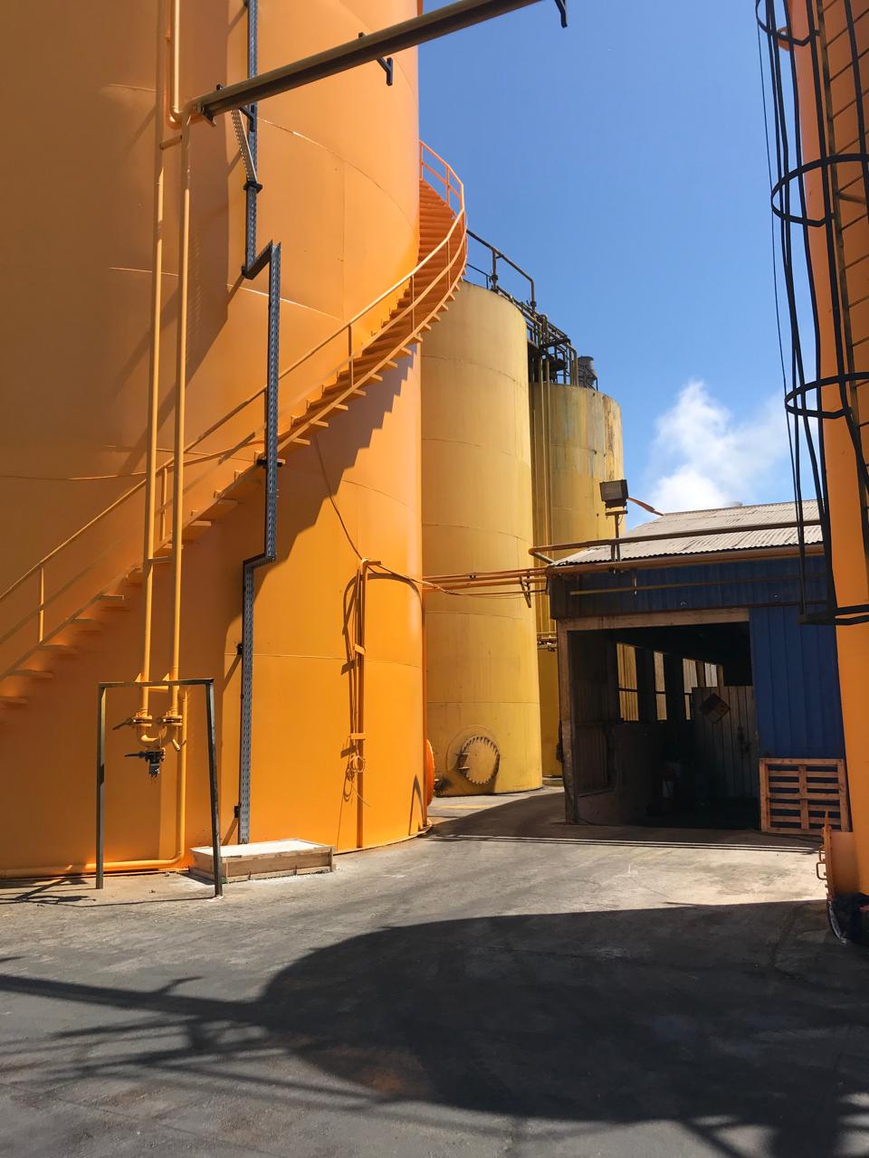 GRANALLADO Y APLICACIÓN DE PINTURA EPÓXICA